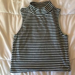 turtle neck crop top!