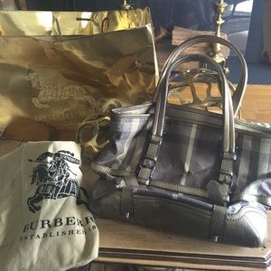Burberry Tote