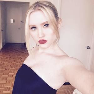 Meet your Posher, Kara