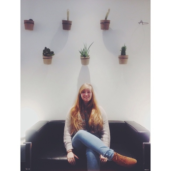 Meet your Posher, Paula - Picture 1 of 1