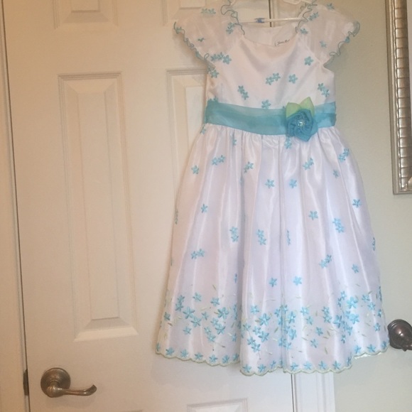 Girl's Dress