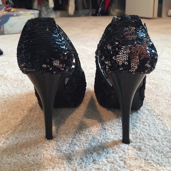 Guess sparkly sequin peep toe pumps - Picture 4 of 4