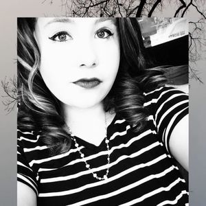 Meet your Posher, Mackenzie