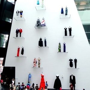 Meet your Posher, Perri