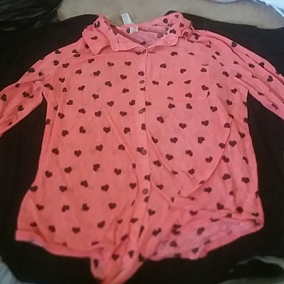 Hi-lo 3/4 Sleeve Pink + Blue Heart Buttonup