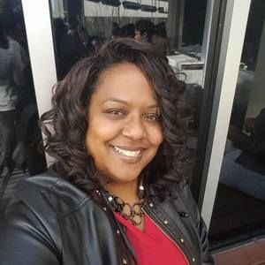 Meet your Posher, Lela