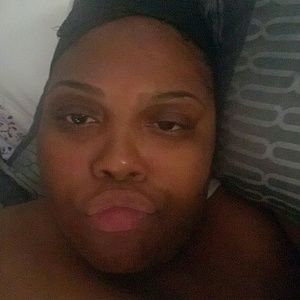 Meet your Posher, Curietta