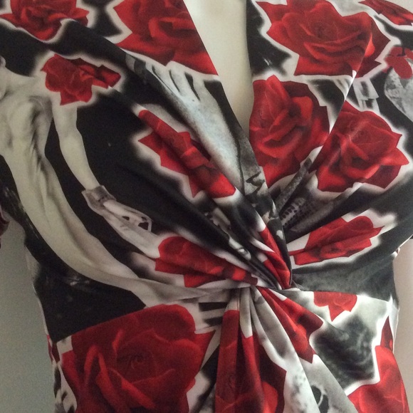 Gorgeous Vintage Print Top - Picture 2 of 6