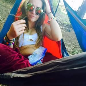 Meet your Posher, Jade