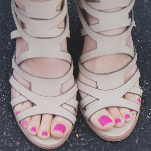 Stone Strappy Overlapping Caged Chunky Heels - Picture 2 of 4