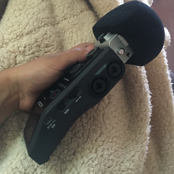 H6 Handy Recorder - Picture 2 of 4