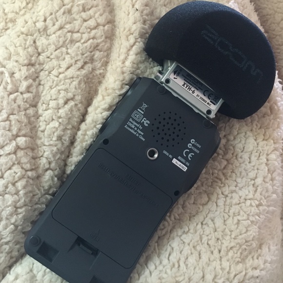 H6 Handy Recorder - Picture 3 of 4