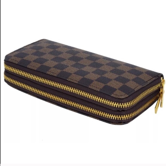 ❌SOLD❌Checkered Pattern Wallet - Picture 4 of 4