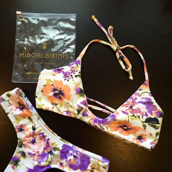 Midori Peony Croatia Top