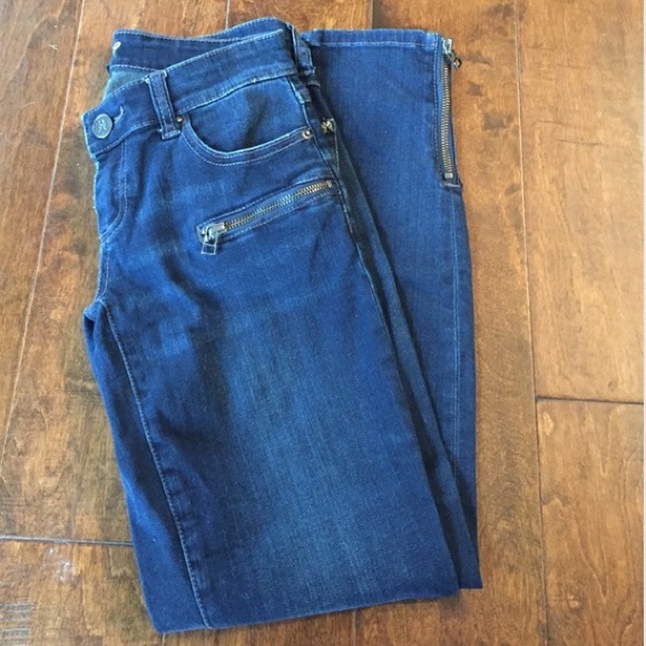 VS Crop Jeans