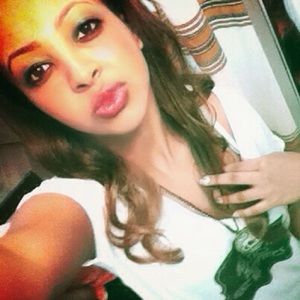 Meet your Posher, Meli