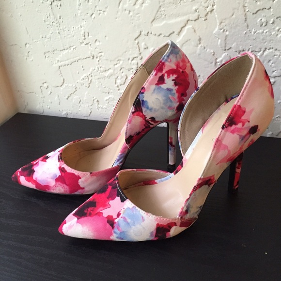 Floral Pumps