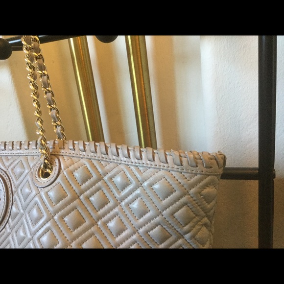 Add pics Marion Tory Burch