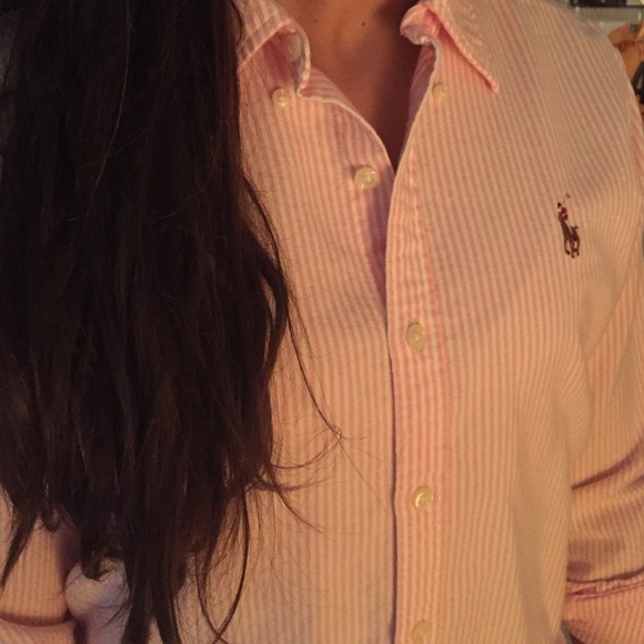 Polo button up Pink🌸💖