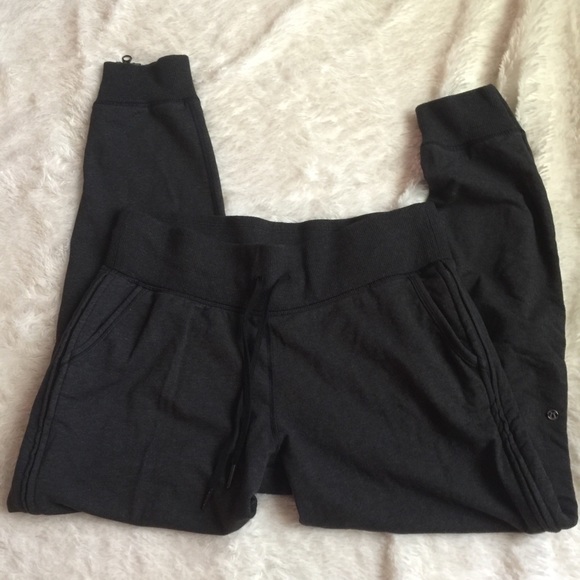 lululemon athletica Pants - Lululemon jogger sweat pants sz 8