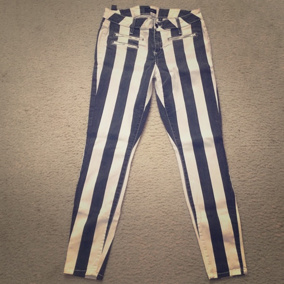 Black and white Bebe jeans