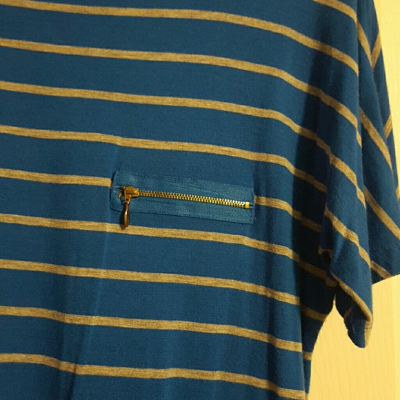 Shirt - Picture 2 of 4