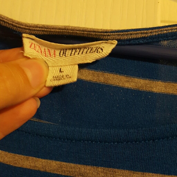 Shirt - Picture 4 of 4