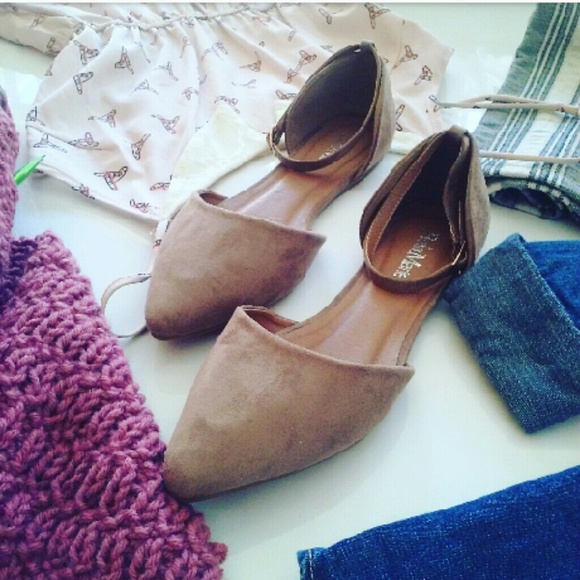 //The Chloe taupe d'orsay Flats - Picture 4 of 4