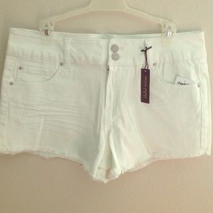 Refuge mid-rise denim shorts