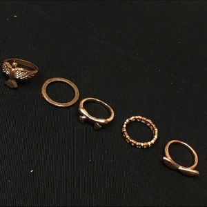 5 Faux gold Ring set