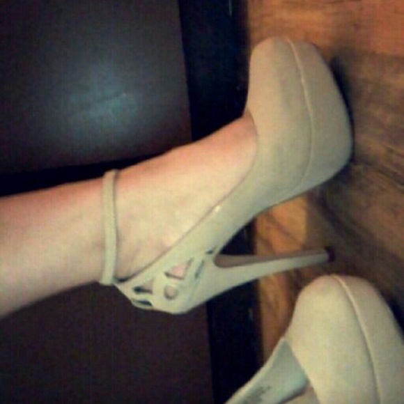 Beige Heels