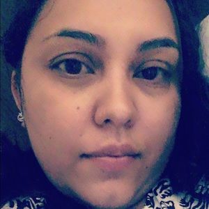 Meet your Posher, Alejandra