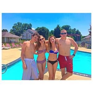 Meet your Posher, Madison