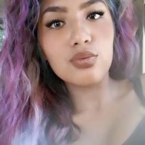 Meet your Posher, Paola