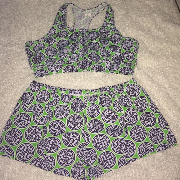 Two piece, for swimwear or exercising.