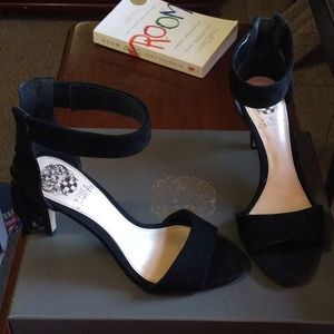 NEW Vince Camuto CATALYN heels True suede