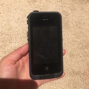 iPhone 4/4s Life Proof case