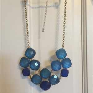 💙 Blue statement necklace 💙