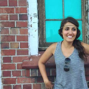 Meet your Posher, Elizabeth