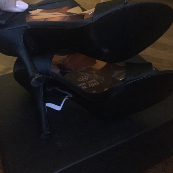 Nina Clova Black sandals - Picture 4 of 6