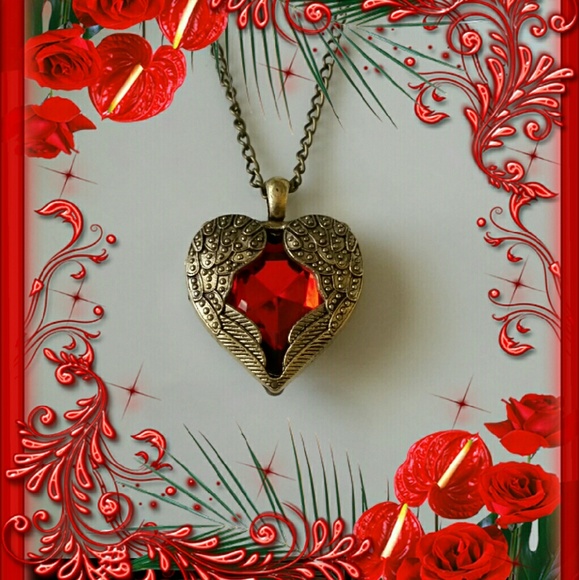 Hot Seller! Angel Wings Red Heart Pendant-Necklace - Picture 1 of 4