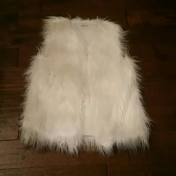 Fur vest