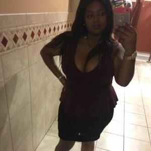 Meet your Posher, Vikki