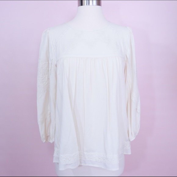 Forever 21 Beautiful Embroidered Blouse