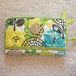 Vera bradley clutch