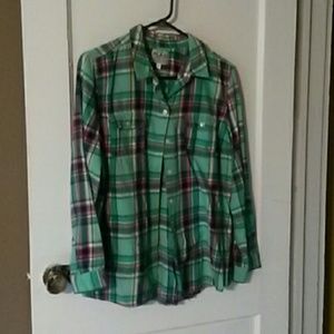 Old Navy plaid flannel camp shirt