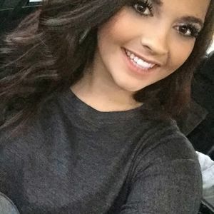 Meet your Posher, Brianna