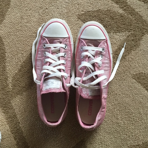 Sparkly Pink Converse