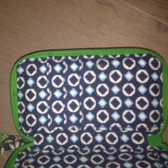 Vera Bradley wallet - Picture 4 of 4