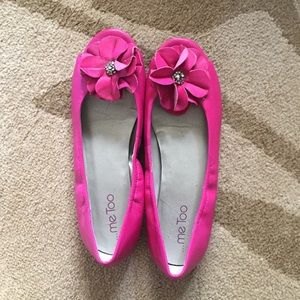 Pink flower flats